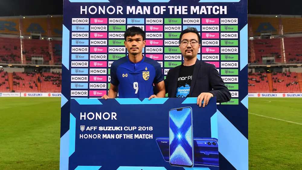 HONOR ฉลองความสำเร็จร่วมสนับสนุนทีมนักเตะไทย ในศึกการแข่งขัน AFF Suzuki Cup