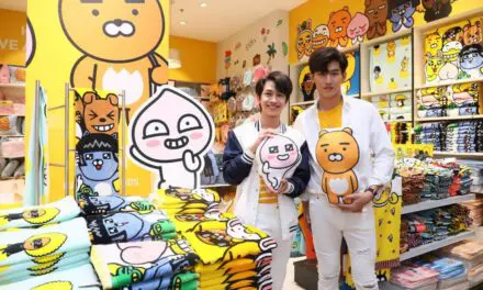 โรบินสัน จับมือ ‘KAKAO FRIENDS’ คว้า ‘โอห์ม-ฟลุ๊ค’ พร้อมทัพนักแสดงสุดฮอตจากซีรีส์ด้ายแดง พาเอฟซีท่องโลกการ์ตูนคาแรคเตอร์สุดคิ้วท์ ในงาน ‘ROBINSON x KAKAO FRIENDS”