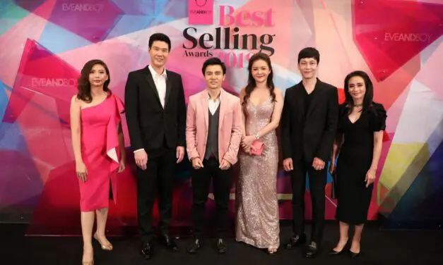 “ชิดชญา-สมัชญ์พล” ผู้บริหารบาบาร่า คว้ารางวัลแป้งขายดีที่สุดในร้าน EveandBoy