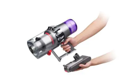 เครื่องดูดฝุ่นอัจฉริยะที่ทรงพลังที่สุดในยุคนี้ Dyson เปิดตัวเครื่องดูดฝุ่นไร้สาย Dyson V11 Absolute ที่เพิ่มเวลาการใช้งานอย่างต่อเนื่องได้นานถึง 120 นาที!