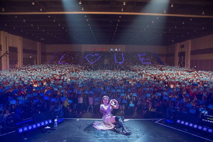 สมศักดิ์ศรี ควีน “ใหม่” เล่นใหญ่ใส่เต็มมาก! ใน I Am MAI Concert