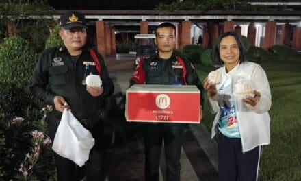 แมคโดนัลด์ได้จัดส่งเบอร์เกอร์กว่า 400 ชิ้น และน้ำดื่ม 200 ขวดให้แก่ผู้ได้รับผลกระทบจากแผ่นดินไหว