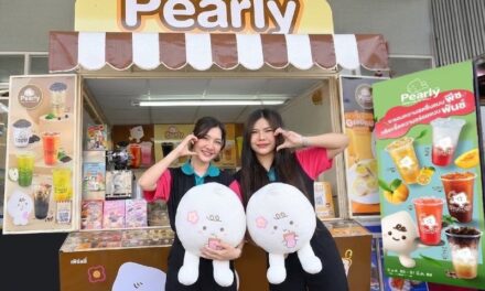 Pearly ดันแคมเปญ International Day of Happiness ส่ง “หมอนซุกมือน้องเพิร์ลลี่” พร้อมรุกบริการแคทเทอริ่ง